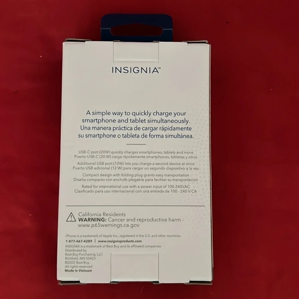Insignia by Sigvaris dual port